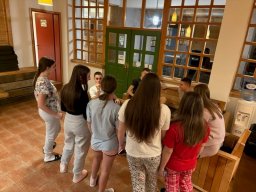 Корак за будућност – Одржива настава, оснаживање и партиципација