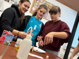 Хемија у акцији