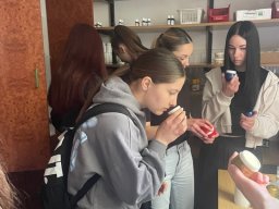 Посете Хемофарму и АУ Чачак